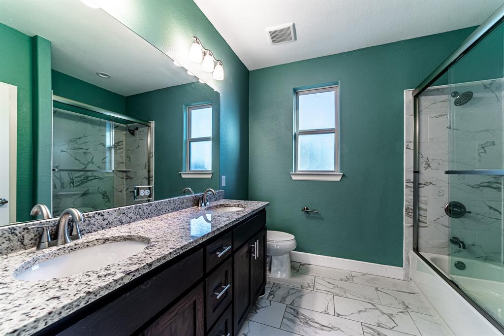 North Richland Hills, Texas 76180, United States, 3 Bedrooms Bedrooms, ,2 BathroomsBathrooms,Residential,Pending,40431