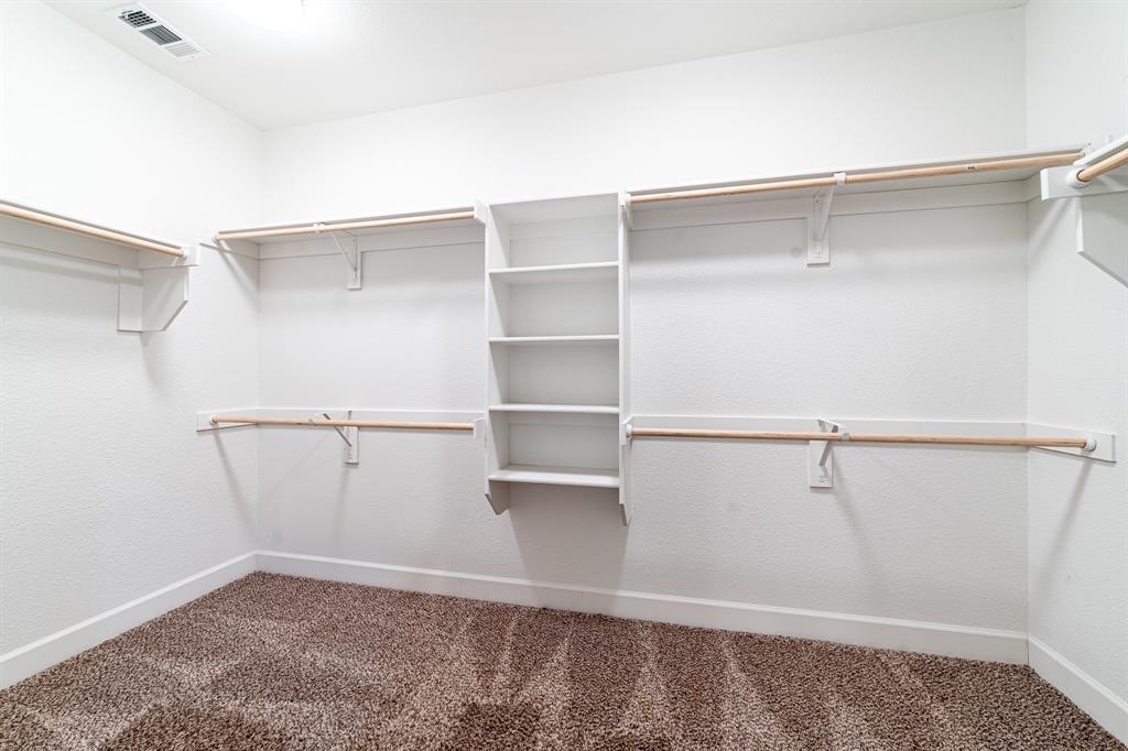 North Richland Hills, Texas 76180, United States, 3 Bedrooms Bedrooms, ,2 BathroomsBathrooms,Residential,Pending,40431