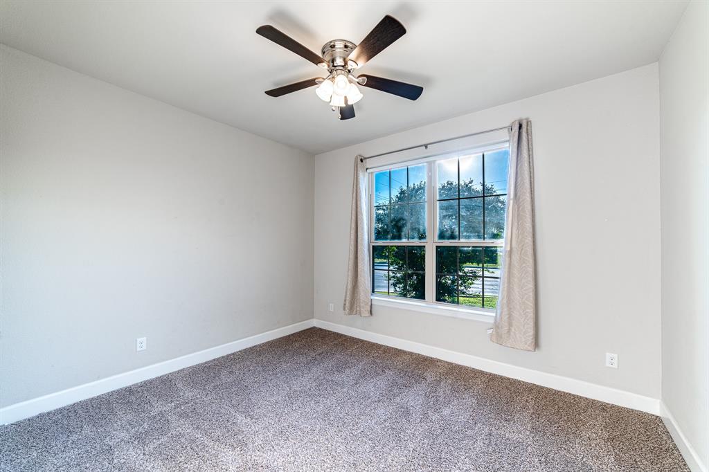 North Richland Hills, Texas 76180, United States, 3 Bedrooms Bedrooms, ,2 BathroomsBathrooms,Residential,Pending,40431