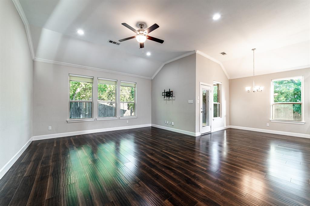 North Richland Hills, Texas 76180, United States, 3 Bedrooms Bedrooms, ,2 BathroomsBathrooms,Residential,Pending,40431