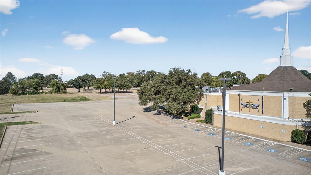 147 E Hurst Boulevard