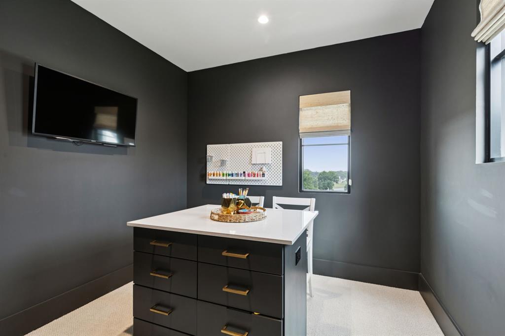 Hat Creek Estates - Residential