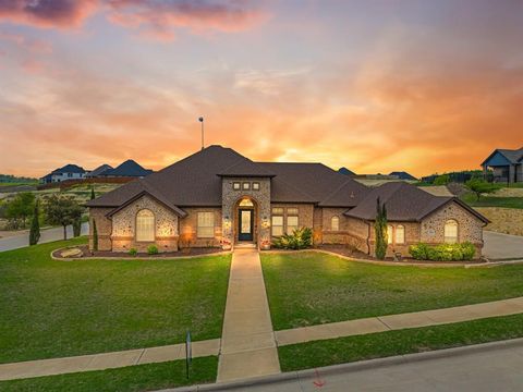 A home in Benbrook