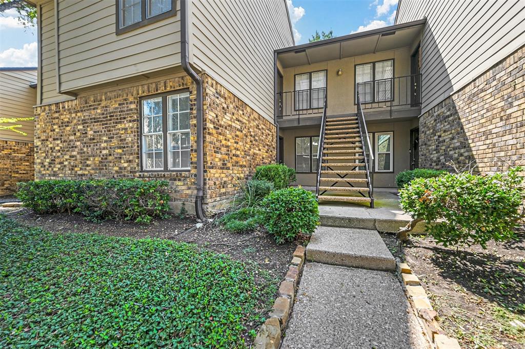 Prestonwood Green Condos - Residential