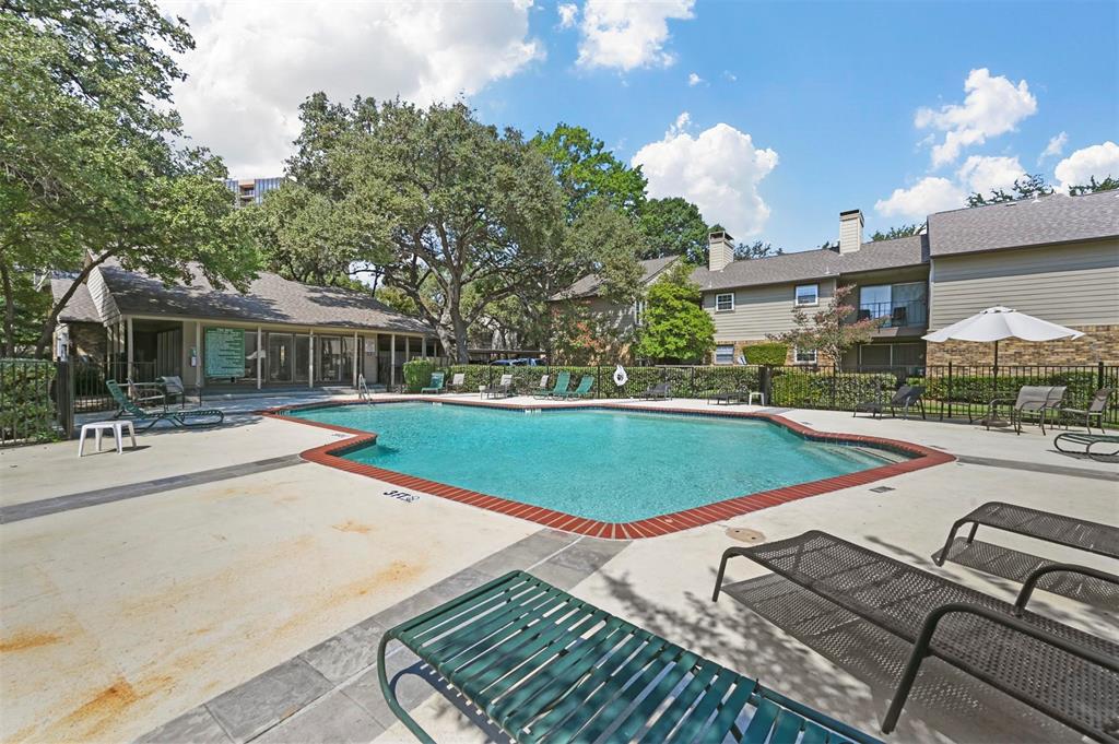 Prestonwood Green Condos - Residential