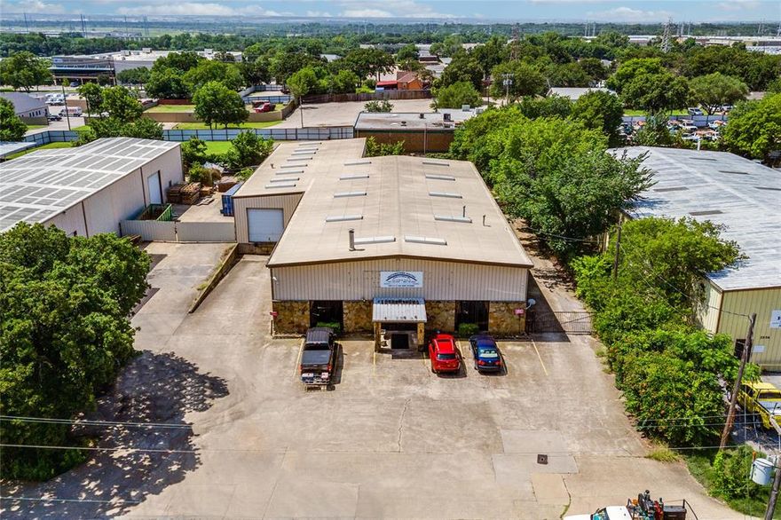 Prime Warehouse Opportunity in Irving, TX

2340 Hinton Drive, Irving, TX 75061

Discover a versatile industrial property located in the heart of Irving’s thriving commercial corridor. This steel-constructed warehouse spans approximately 11,968 square feet on a generous 0.74-acre lot, offering ample space for operations, storage, and growth.

Property Highlights:

• Building Size: 12,419 SqFt

• Lot Size: 0.742 Acres

• Featuring 1300 sqft of living space upstairs to include 3 bedrooms, 1 bath, 2 living areas

• Construction: Durable steel frame

• Utilities: Central gas heating and AC in the office, conference room, kitchen, & upstairs

• Parking: 6 parking spots out front with room for additional parking in the back

This two -story facility is ideal for manufacturers, distributors, or logistics companies seeking a strategic location with easy access to major highways and the DFW metroplex.