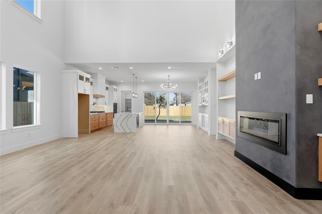 Joe A 02 Irvin - Residential