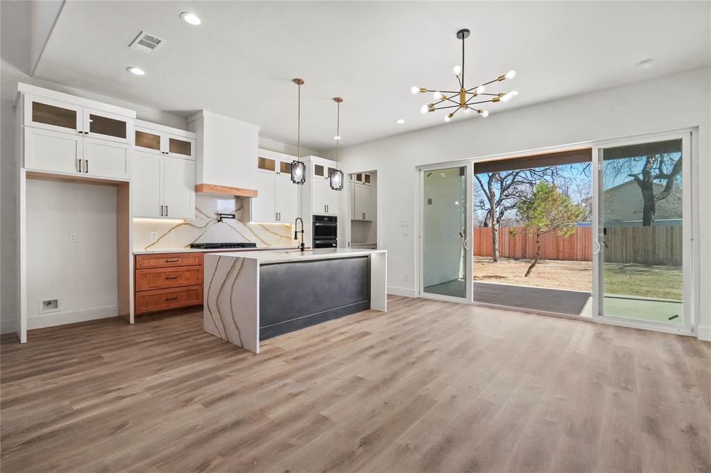 Joe A 02 Irvin - Residential