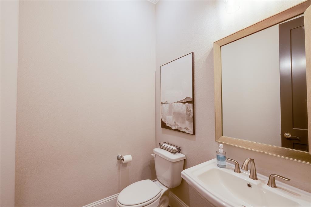 The Parkland Condos - Residential Lease