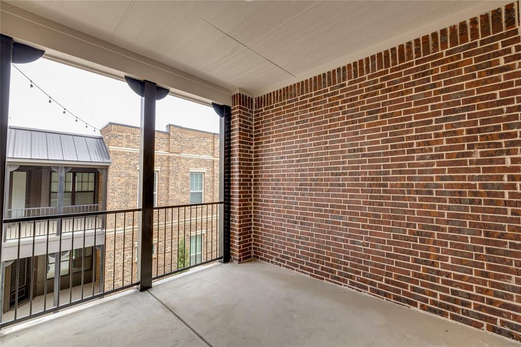 The Parkland Condos - Residential Lease