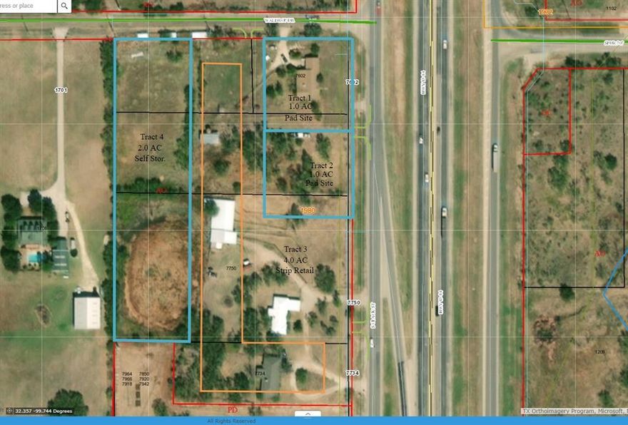 8 Acre Development Tract that can be divided as needed or puchased as a whole.  Lots of frontage and deep enough for just about any use.  Zoned General Commercial and has utilities to the property.