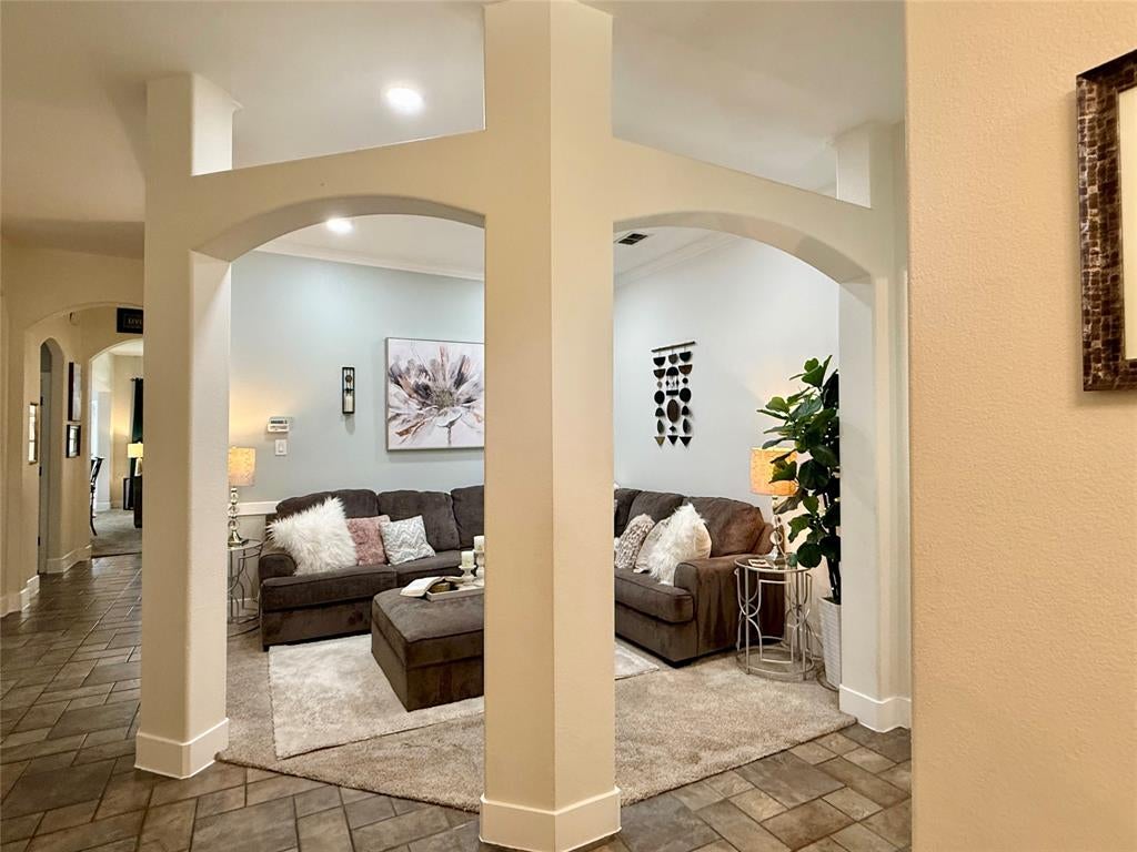 703 Fannin Lane
