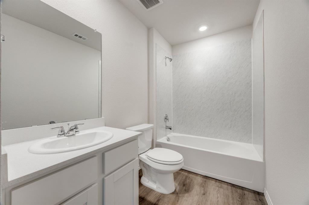 Sweetwater - Residential Lease