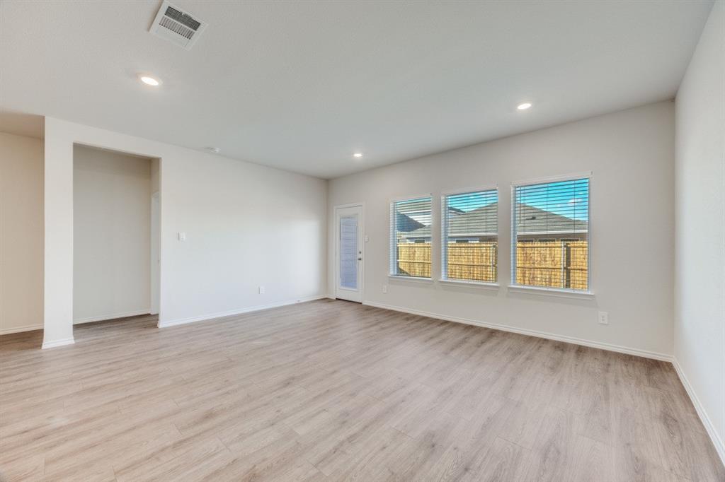 Sweetwater - Residential Lease