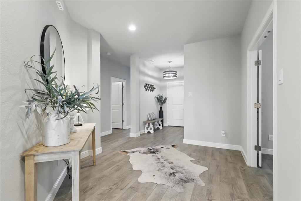 1708 Lapetus Ct