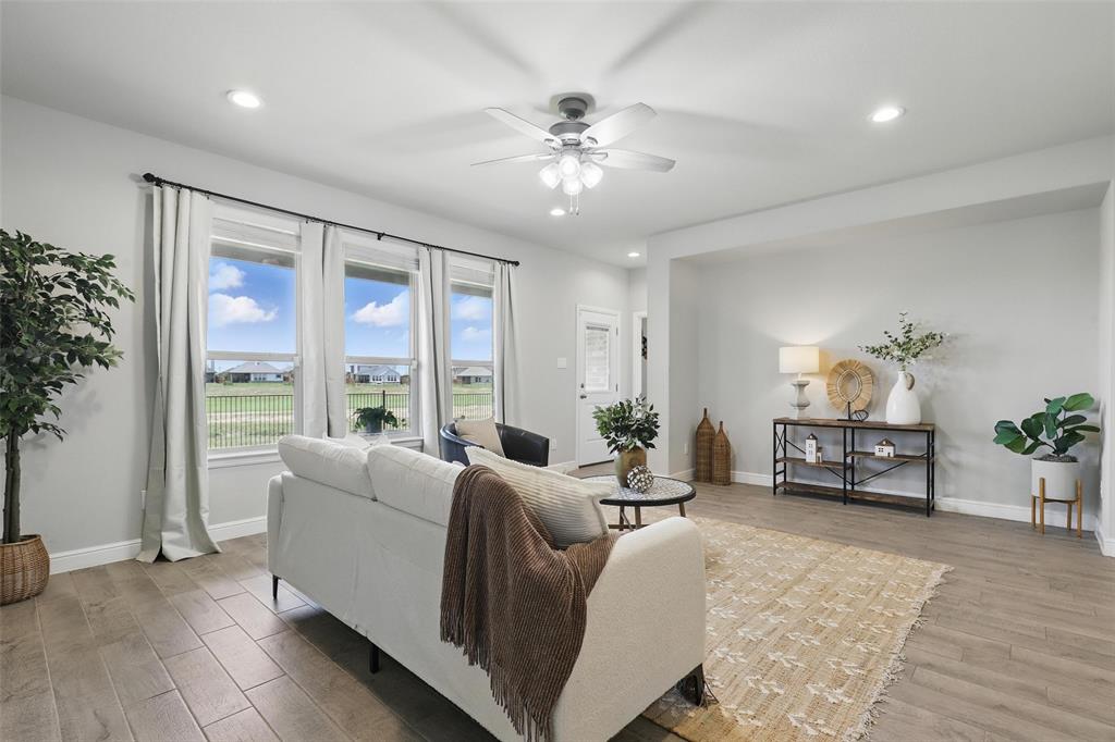 1708 Lapetus Ct