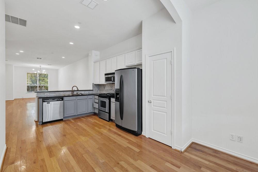 Holland Oaks Condo - Residential