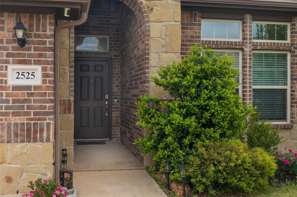 2525 Silver Fox Trail