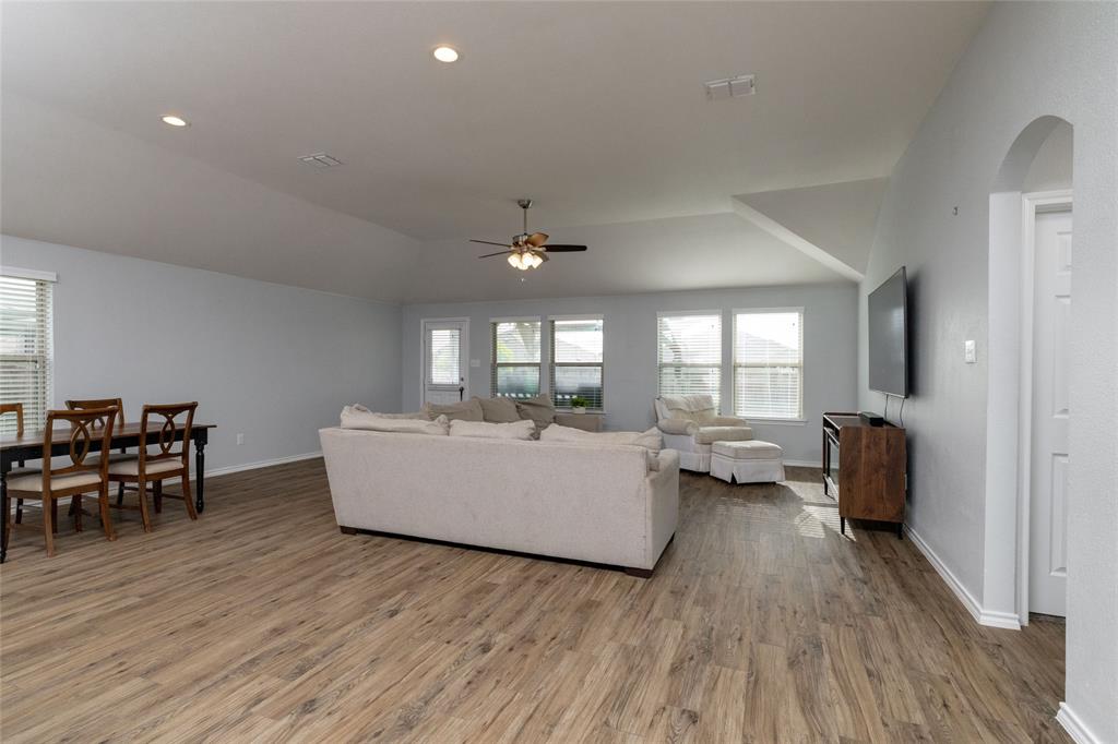 2525 Silver Fox Trail