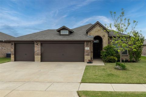 2525 Silver Fox Trail Weatherford TX 76087