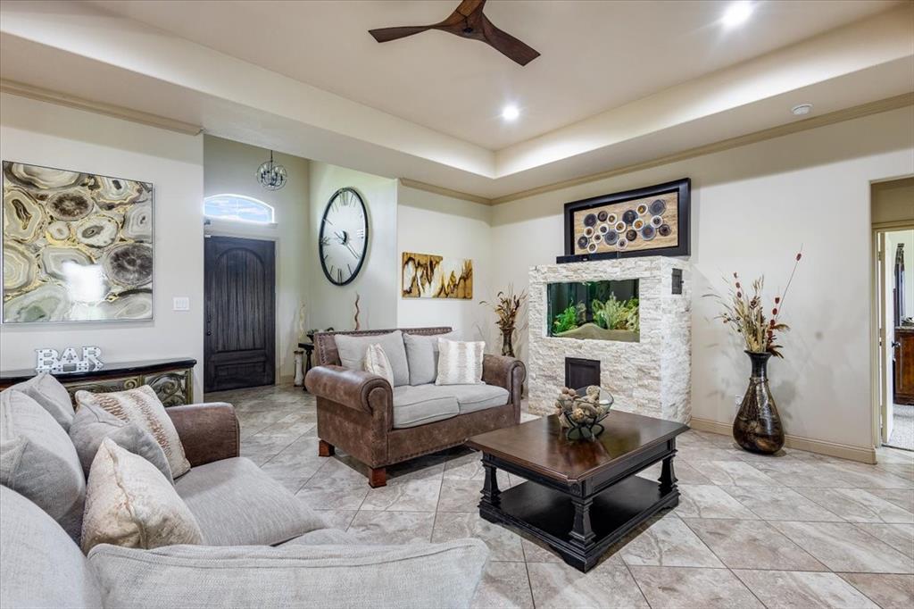 9195 County Road 4116