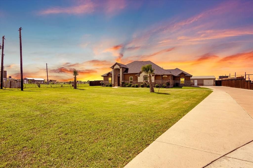9195 County Road 4116