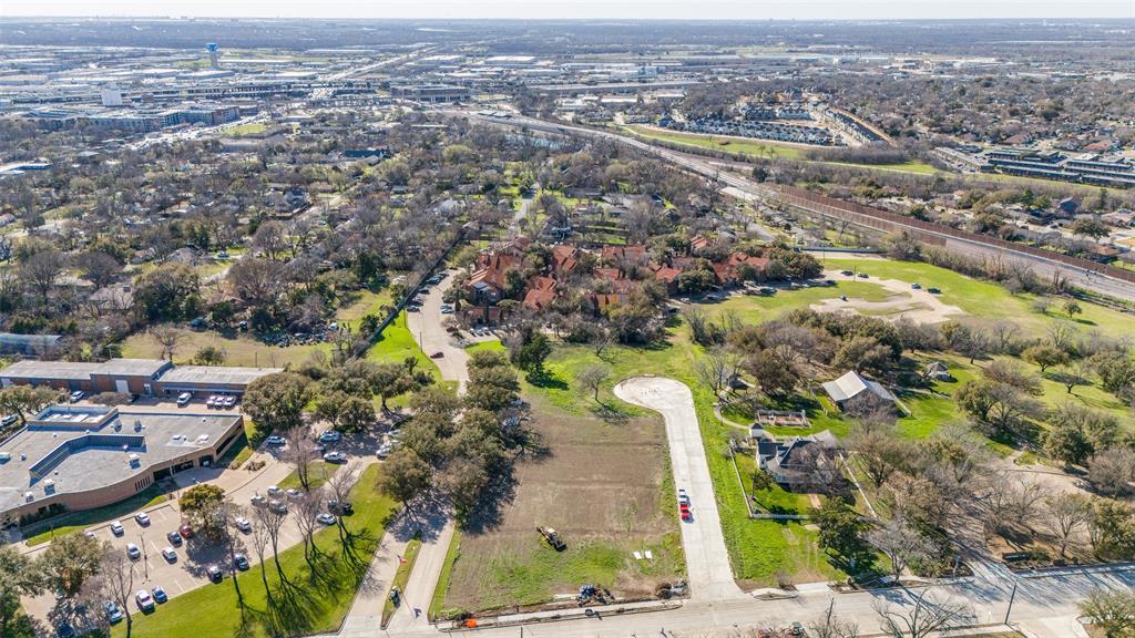 1608 Rosetree Lane
