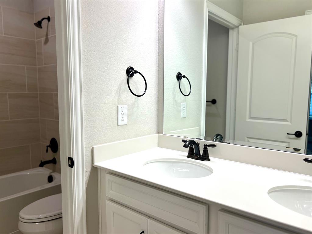 The Shops At Preston - Residential Lease