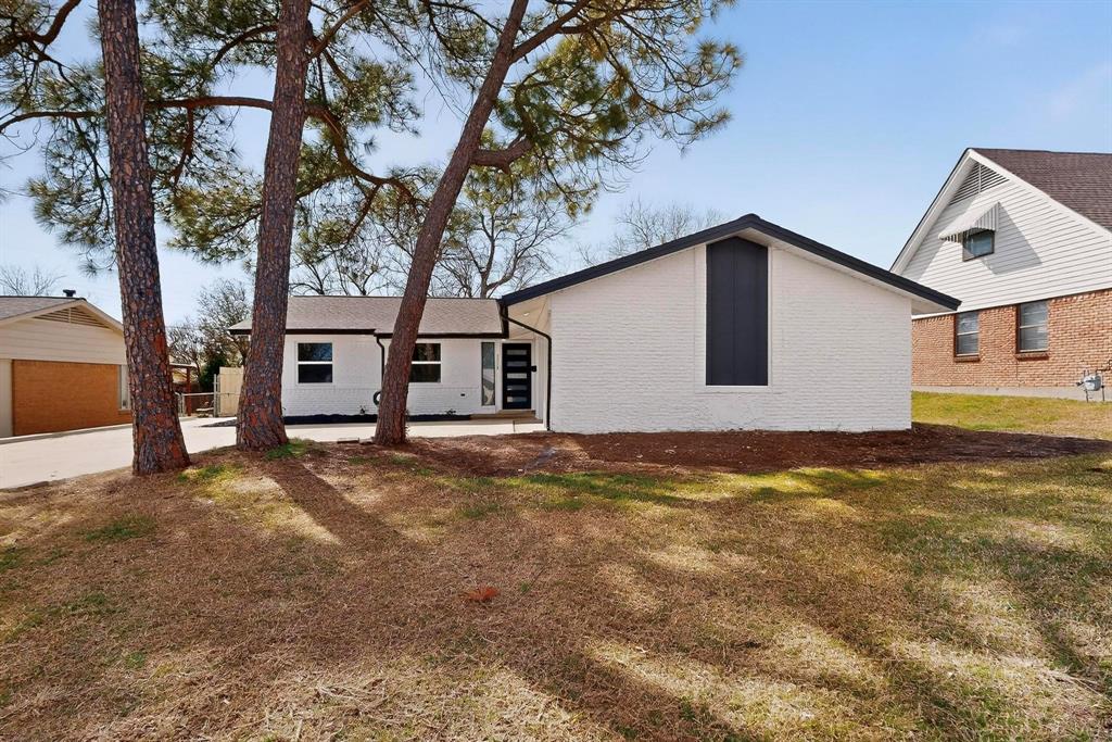 3318 Ridgefield Street