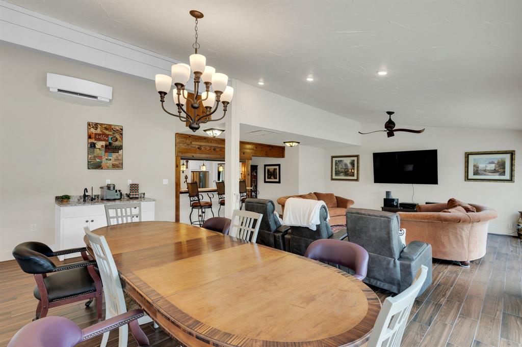 Decordova Bend Estate - Residential