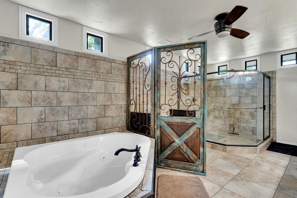 Decordova Bend Estate - Residential