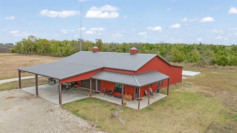 Tiny photo for 445 CR 24200, Roxton, TX 75477 (MLS # 21100775)