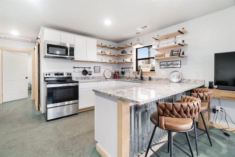 Tiny photo for 445 CR 24200, Roxton, TX 75477 (MLS # 21100775)