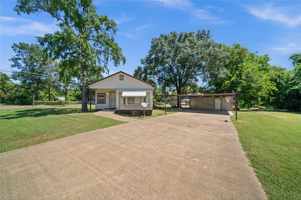 M M Sanchez Sur Oak Harbor - Residential