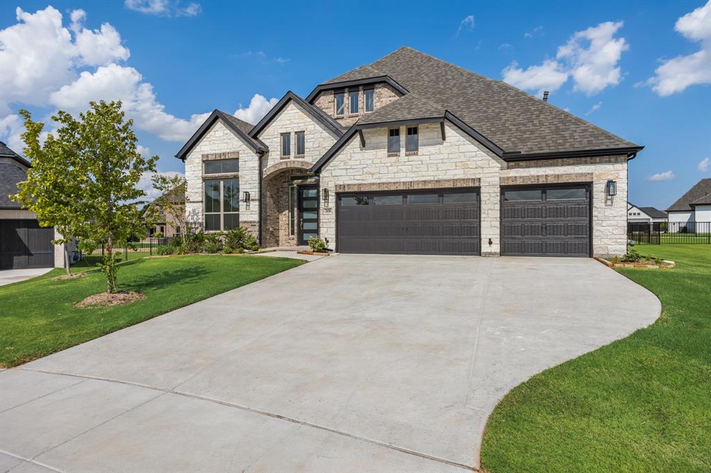 308 Big Antler Court
