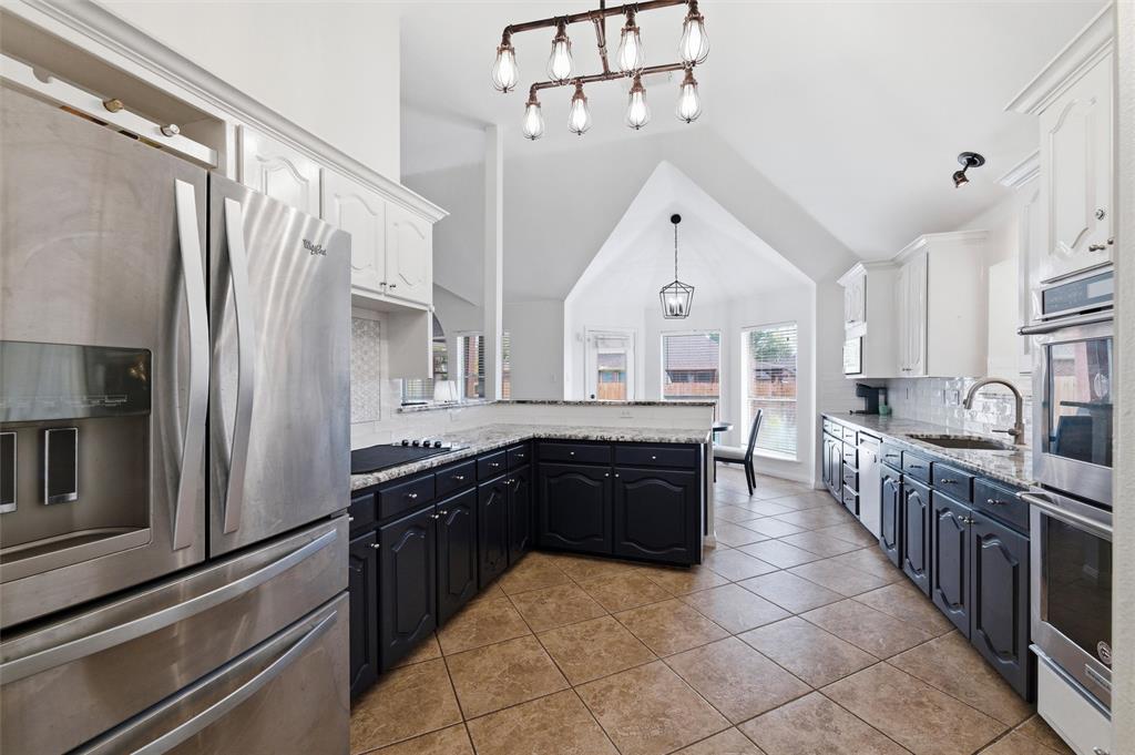 7 Equestrian Court