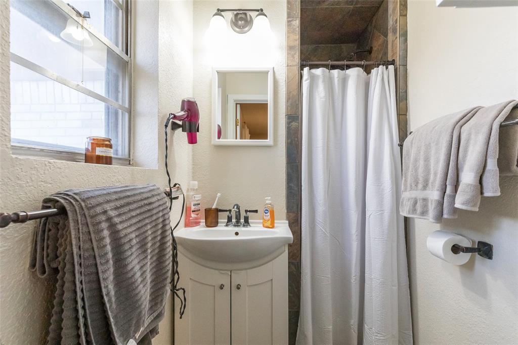 A0418 Sur 104 - Residential