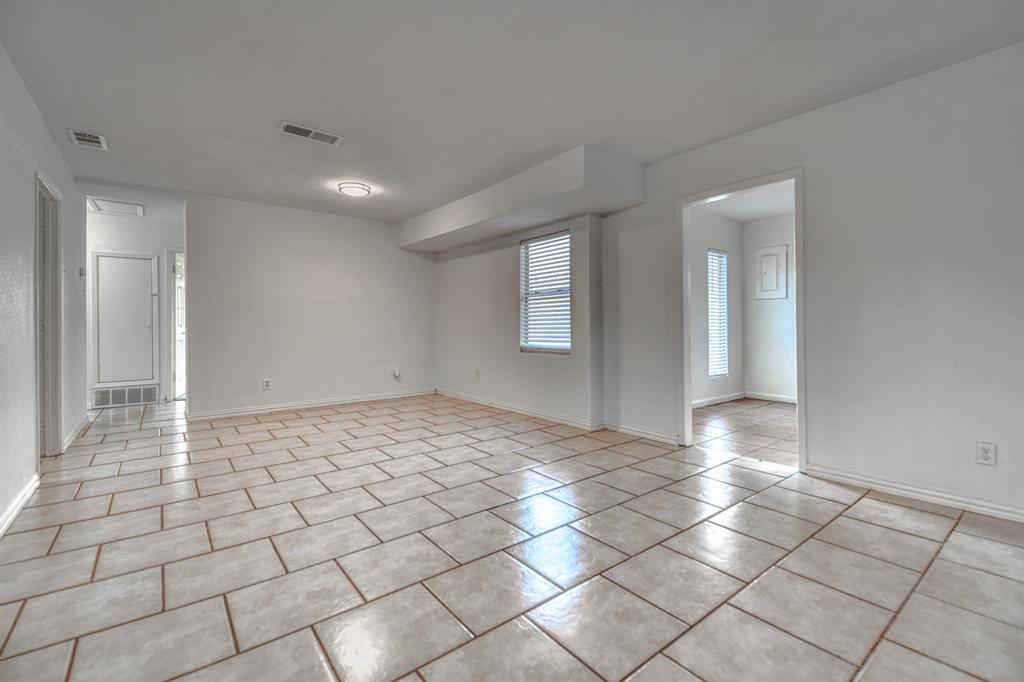 Wynnewood Park 03 - Residential