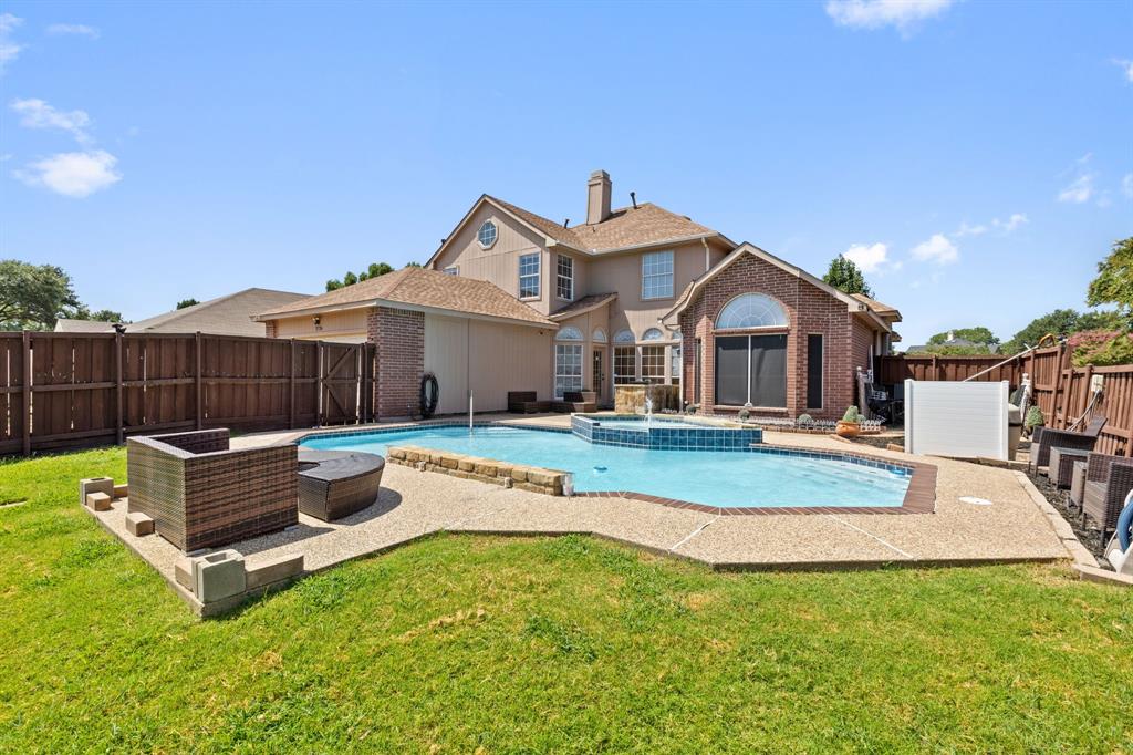 2726 Kingsbury Drive