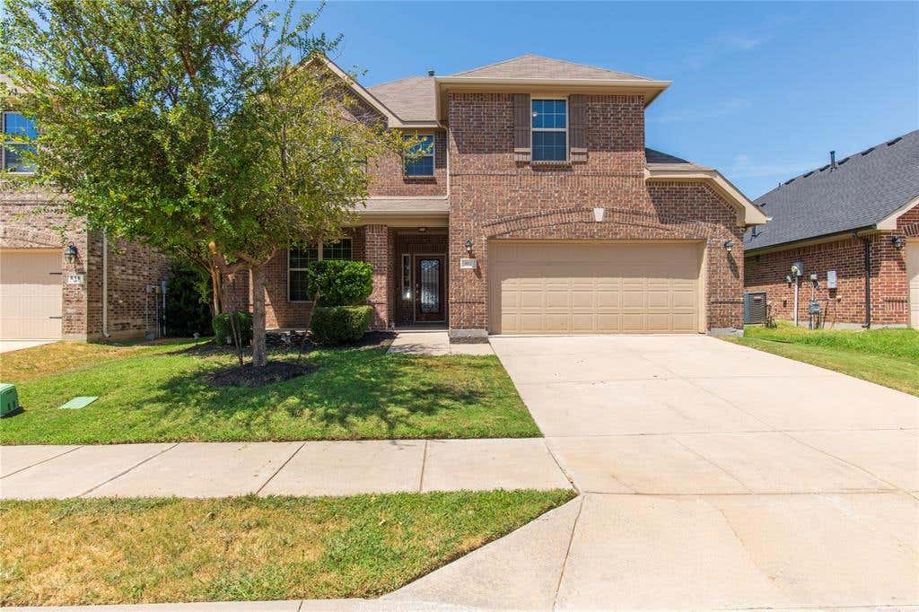 Photo of 812 Goldenmist Drive, Little Elm, TX 75068 (MLS # 21349612)