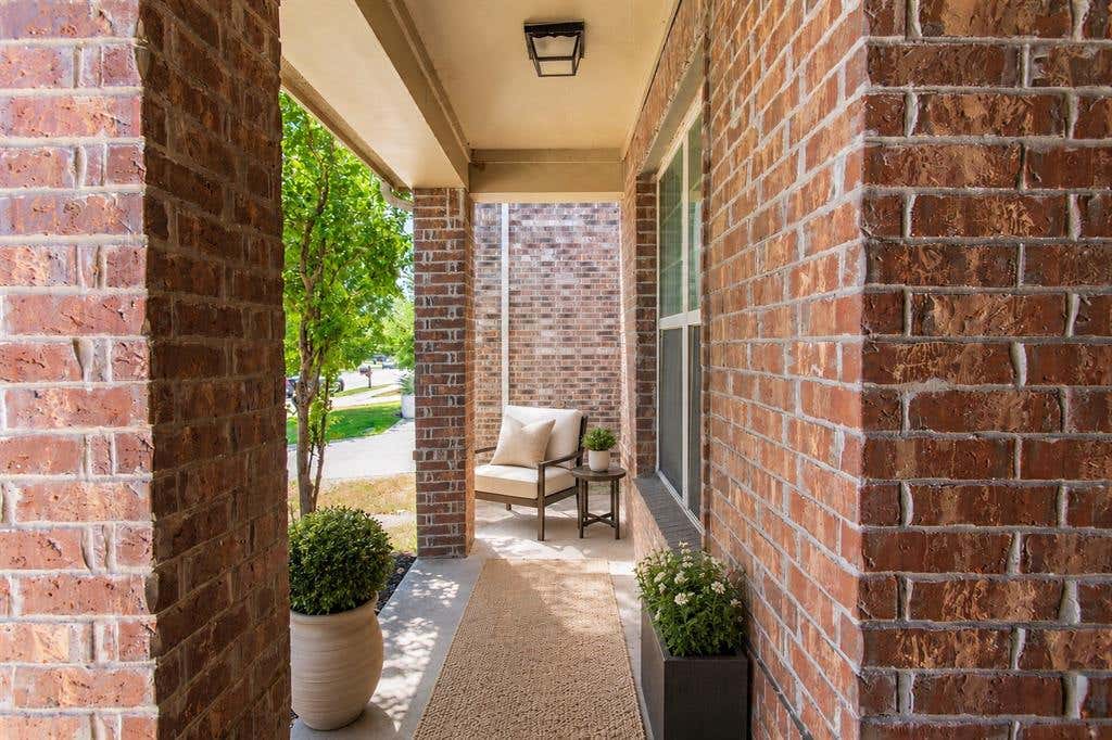 Photo of 812 Goldenmist Drive, Little Elm, TX 75068 (MLS # 21349612)