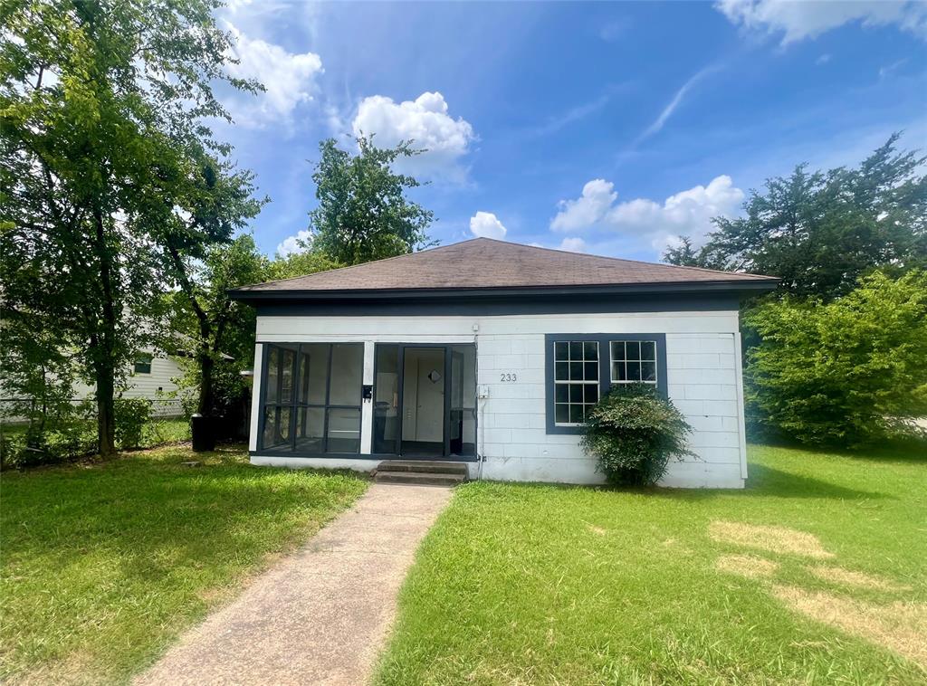 233 W Oneal Street
