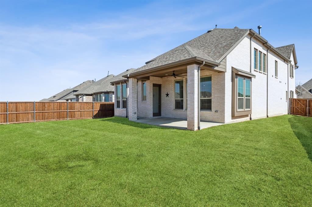 4701 Honeysuckle Court