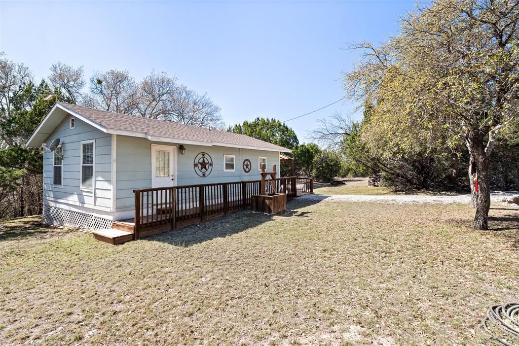 listing image 0