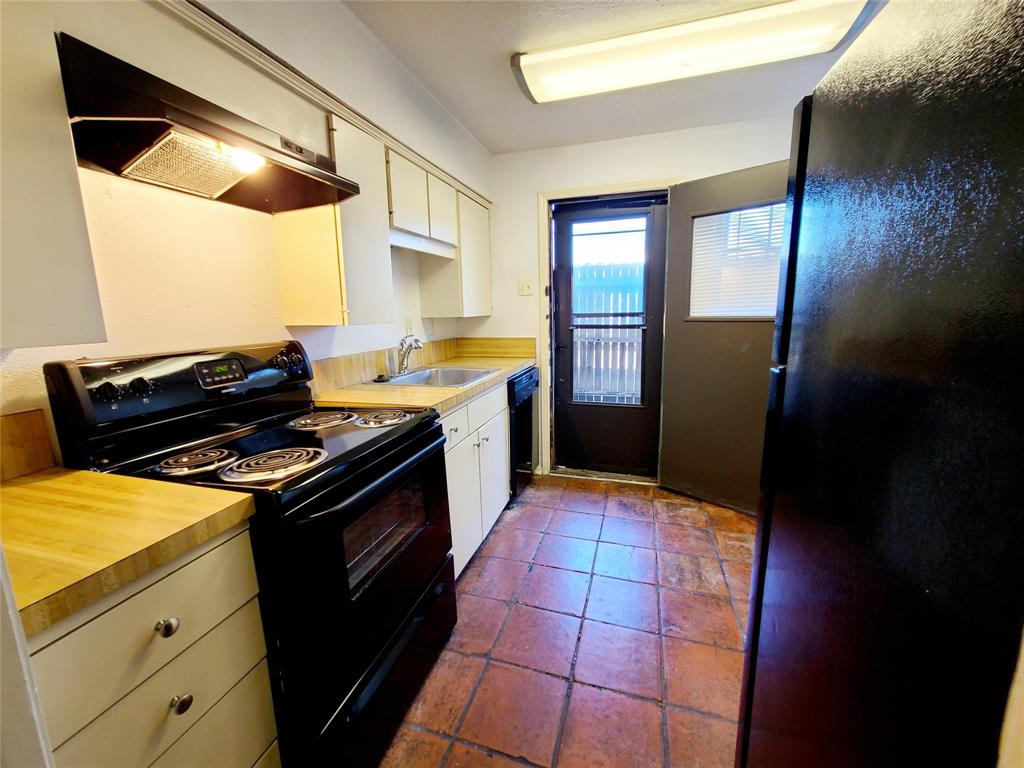 El Camino Real Condo - Residential Lease