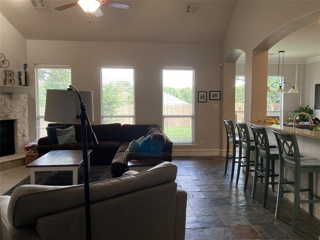 806 Cobblestone Court