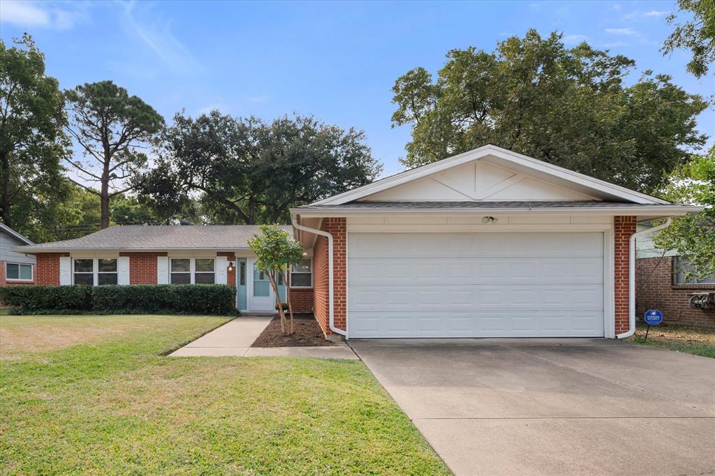 2700 Norwood Lane