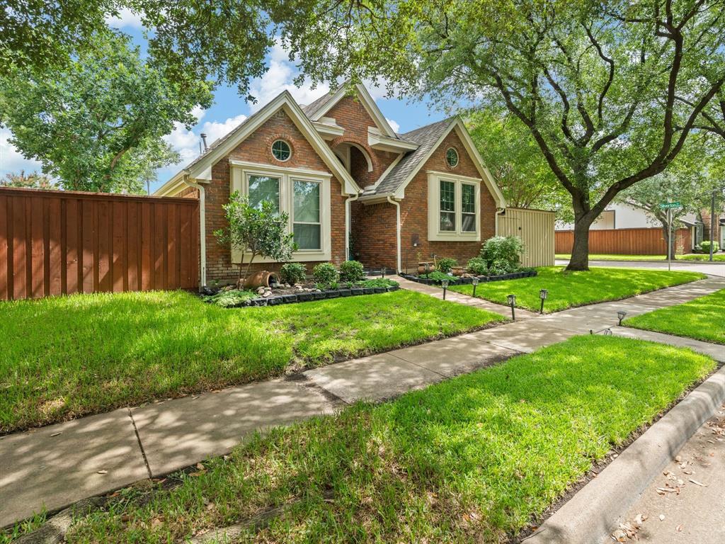 401 Sheridan Trail