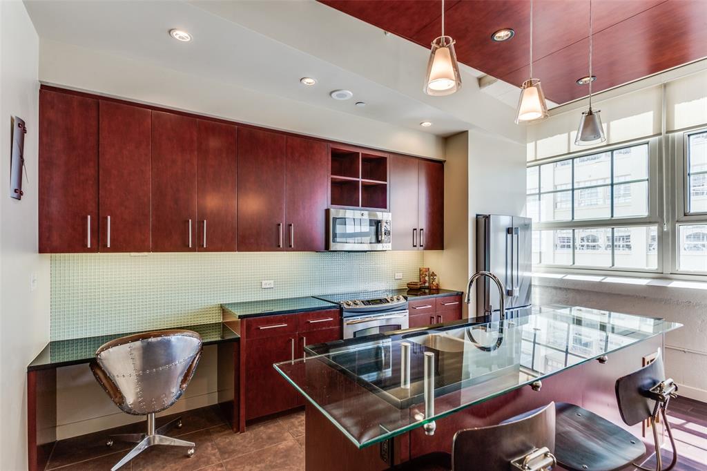 One Montgomery Plaza Residence Condo - Residential