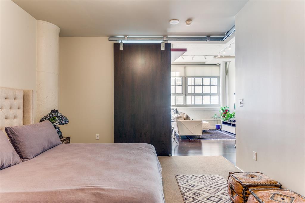 One Montgomery Plaza Residence Condo - Residential